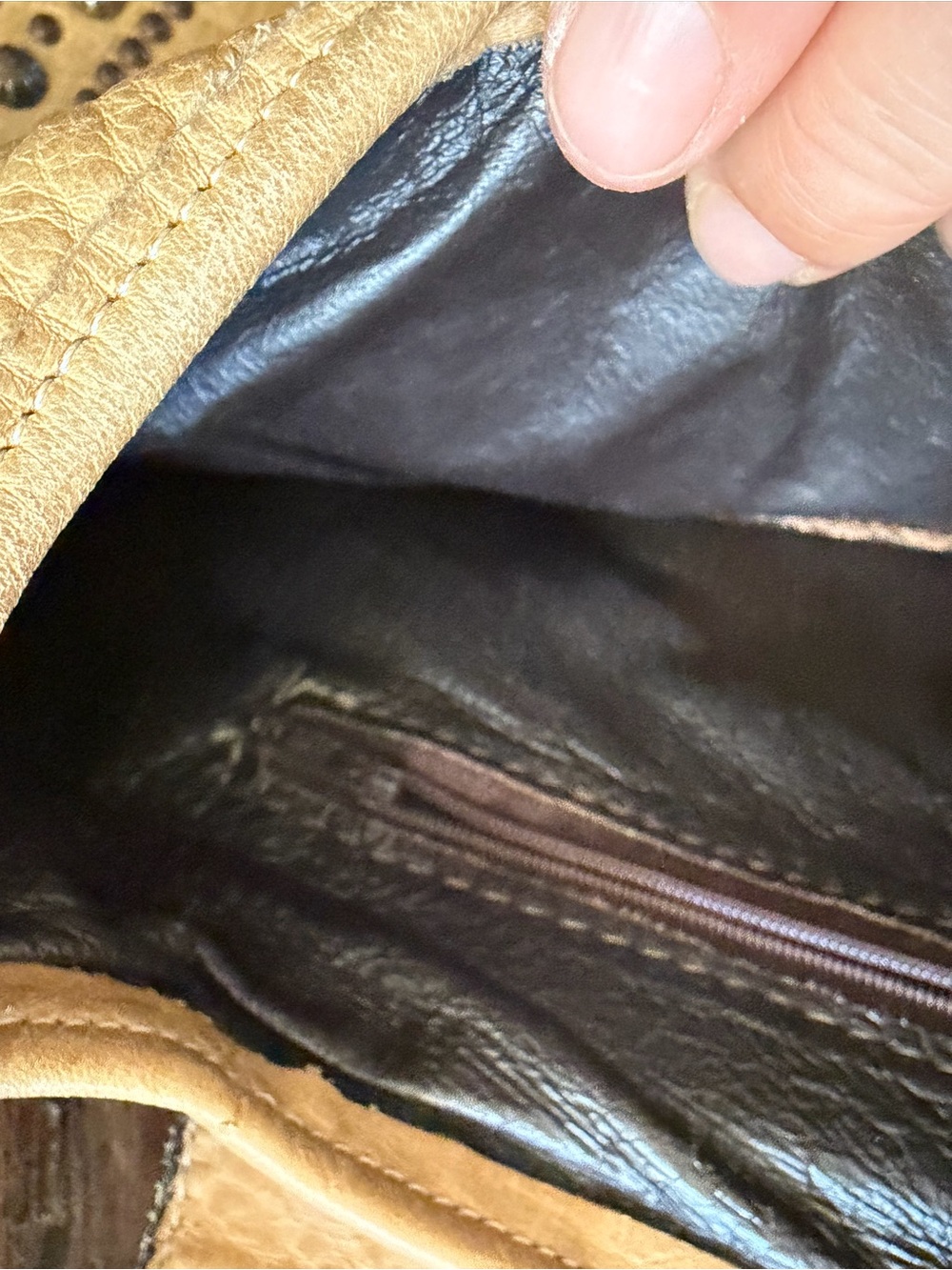 Double J Saddlery SHOWSTOPPER Fringed Leather Shoulder Bag with TBIRD Shield - Picture 9 of 10